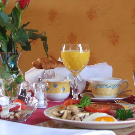 Bed & Breakfast Sea Breeze 4*